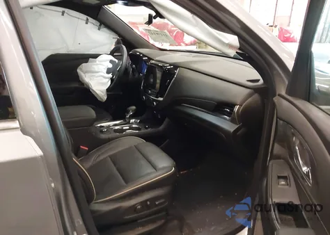 2023 Chevrolet Traverse Awd Premier z USA, uszkodzony, nr VIN 1GNEVKKW2PJ341531